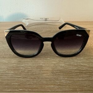 Quay Australia Noosha Metal sunglasses